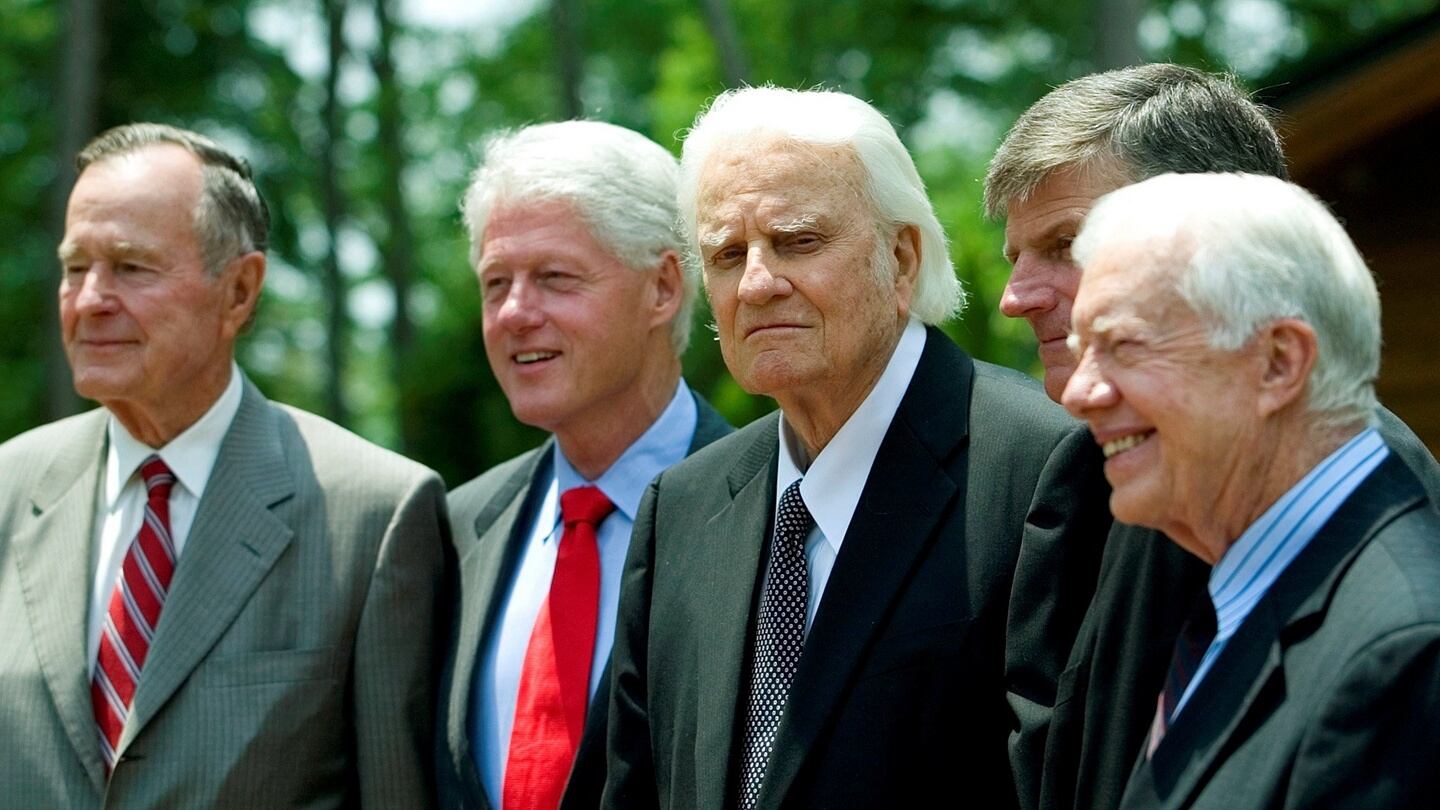 Former US presidents George HW Bush, Bill Clinton and Jimmy Carter (right), pose with evangelist Billy Graham and Franklin Graham (second right) on the campus of the Billy Graham Evangelistic Association in Charlotte, North Carolina, in 2007. Photograph: Chris Keane/Reuters