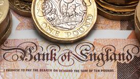 UK inflation rises to highest in nearly 30 years