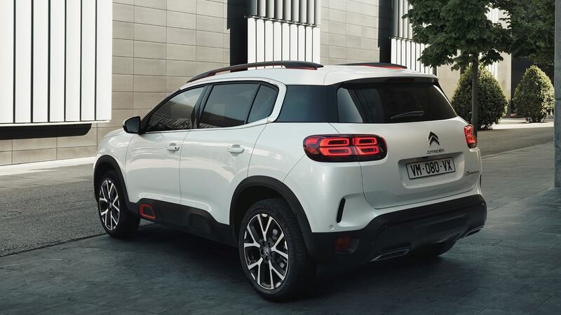 The C5 Aircross is a homage to the work of Citroen’s recently departed design chief Alexandre Malval.