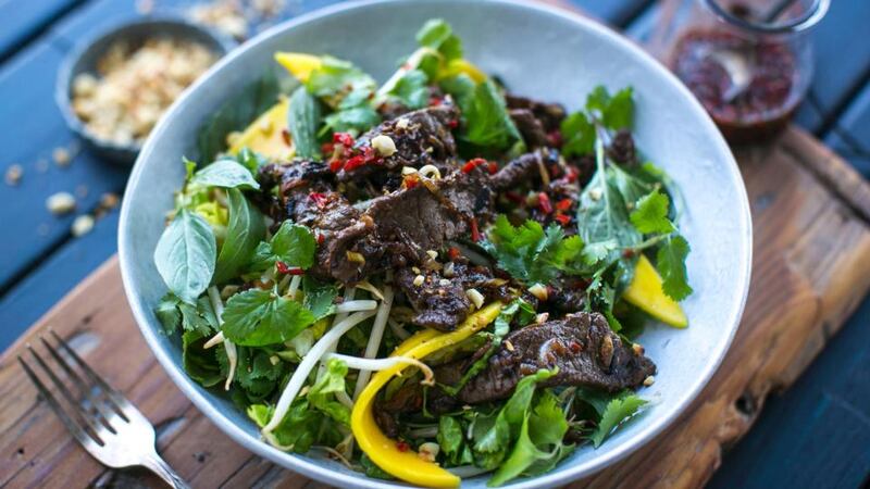 Vietnamese beef and mango salad