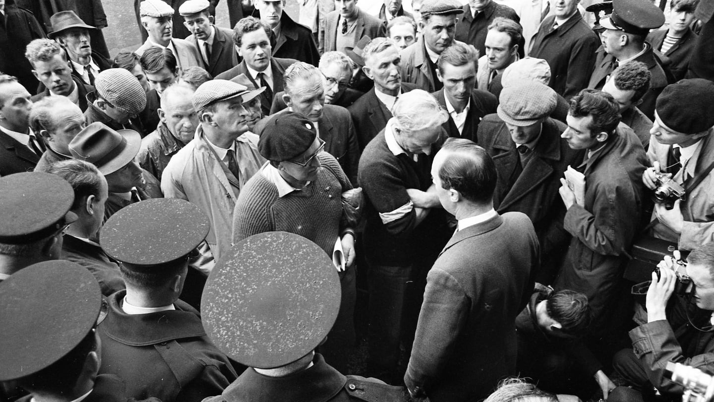 Member of the National Farmers’ Association at Merrion Square, Dublin, yesterday. Rickard Deasy, the president of the NFA, requesting a meeting with minister for agriculture Charles Haughey. Photograph: Gordon Standing
