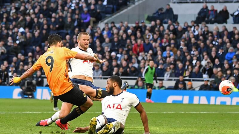 Raul Jimenez scores the winner. Photo: Daniel Leal-Olivas/Getty Images