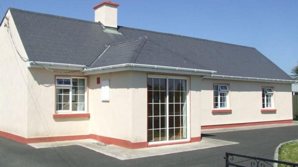 Ireland, Co Kildare: Connaughton Auctioneers