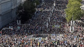 Massive protest seeks to halt Madrid’s privatisation of healthcare