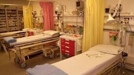 Outpatient waiting list rises to new high