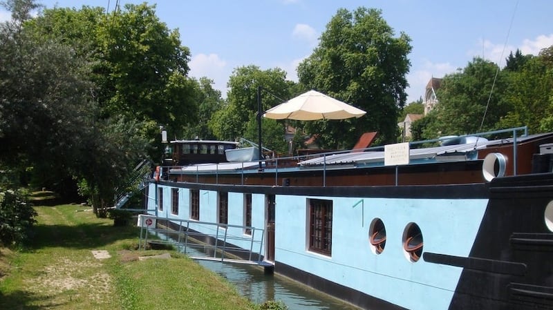 This houseboat in Costa Brava has four cabins that sleep eight persons