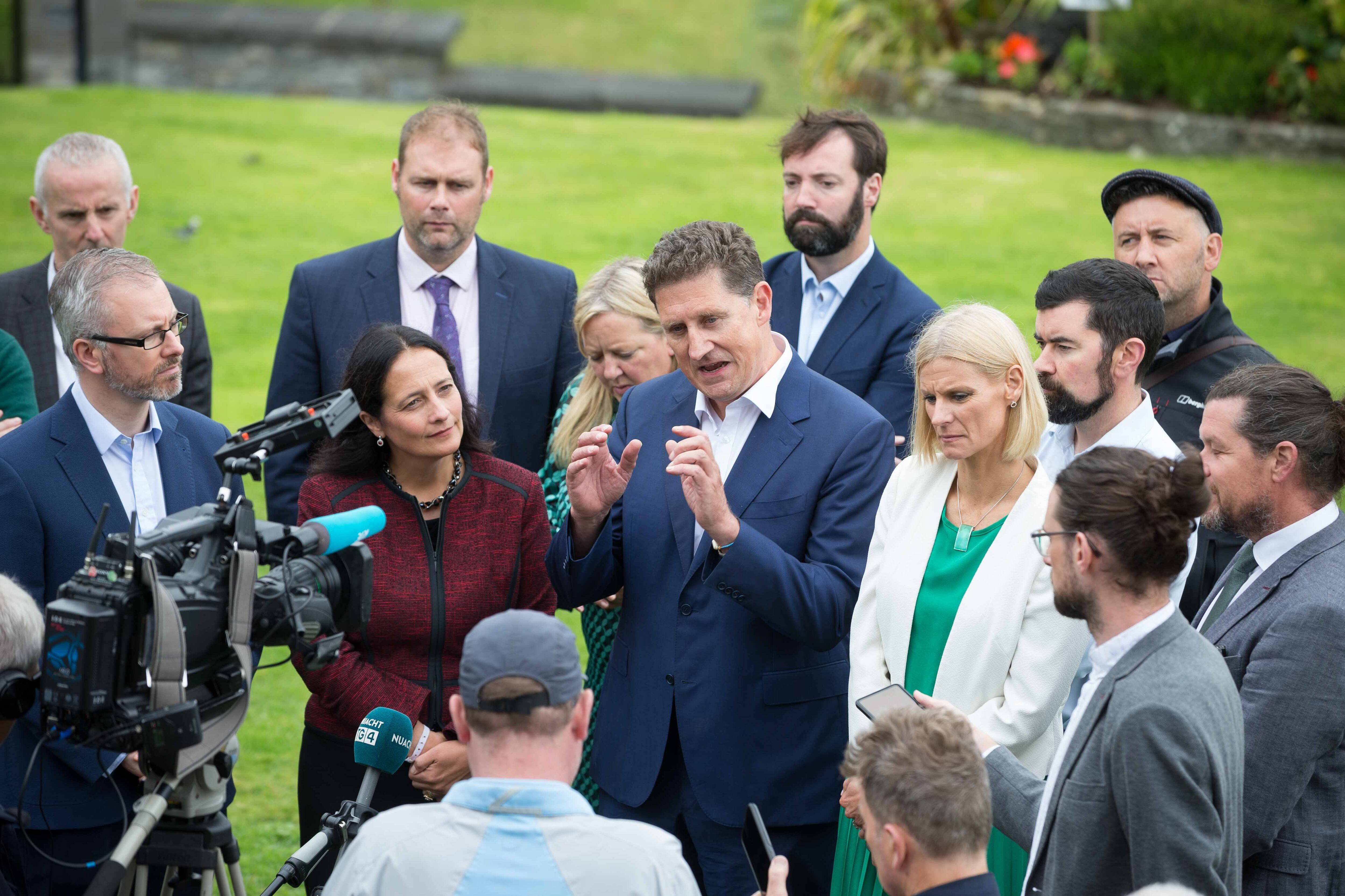 Cabinet split on proposed changes to abortion law as Greens back reform