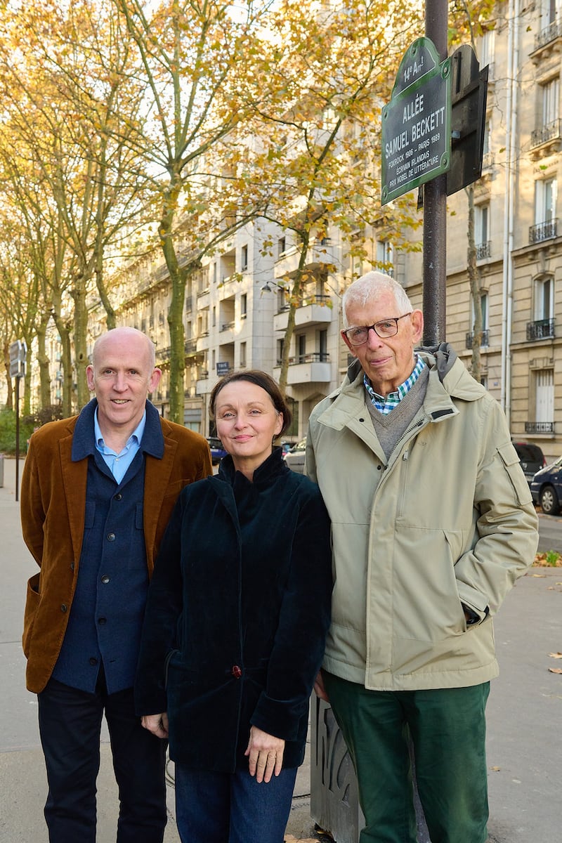 Atelier Samuel Beckett: Conor Lovett and Judy Hegarty Lovett in Paris with Edward Beckett. Photograph: Damien Boisson-Berçu