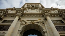 Protest over plans to obscure Berlin Palace Bible quote