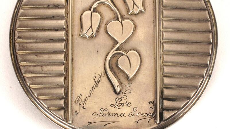 Marilyn Monroe compact at auction