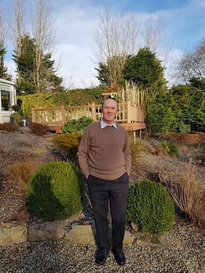 Domhnall Mac a Bháird.