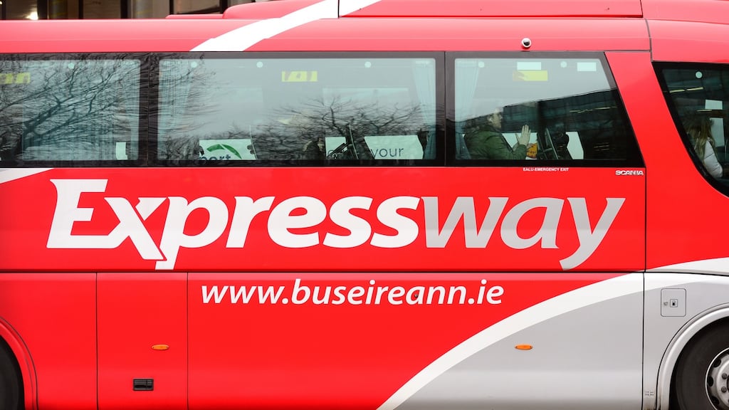 Shane Ross says he is not going to dictate whether the loss-making Expressway service should be closed down