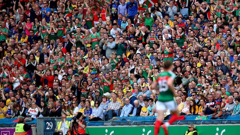 Andy Moran is applauded  by the Mayo fans  after being substituted late on  against Roscommon at Croke Park. Photograph: James Crombie/Inpho