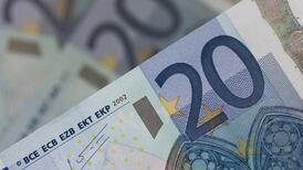 Fitch cautious over drop in early mortgage arrears