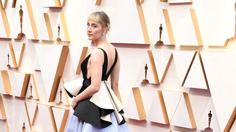 Saoirse Ronan to make UK stage debut in feminist Macbeth