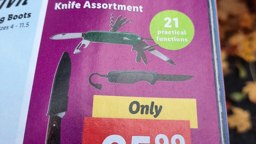 Lidl knives on sale and advertised through the company’s publication.