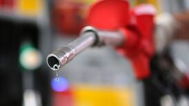 Shell expects 42% fall in profits because oil rout