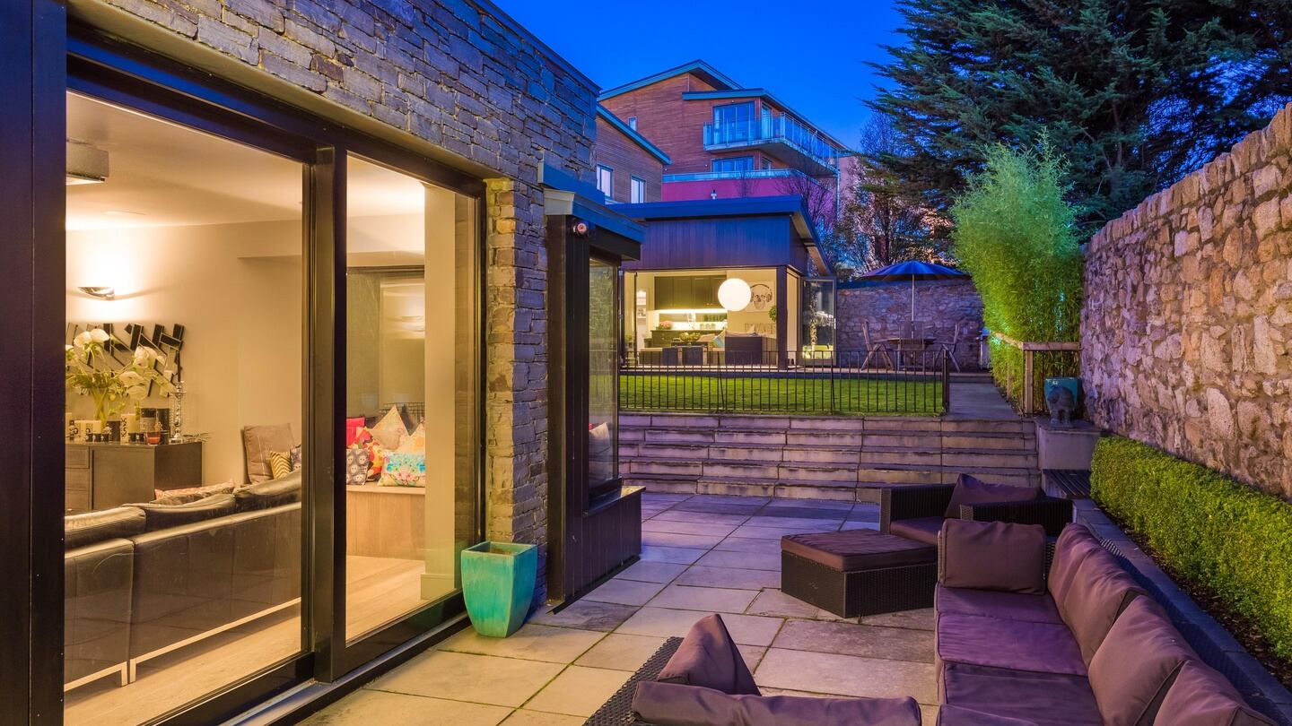 40 Carysfort Avenue Blackrock Co Dublin