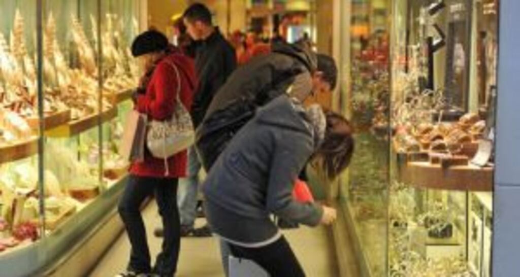 Consumer prices fell by 0.3 in November, compared to a 0.2 per cent decrease recorded in November 2013