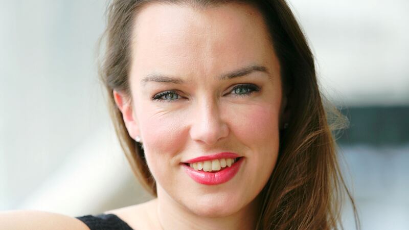 Sharon Carty (Frankfurt, 2010): An Irish singers who straddles the worlds of mainstream opera and period performance style.