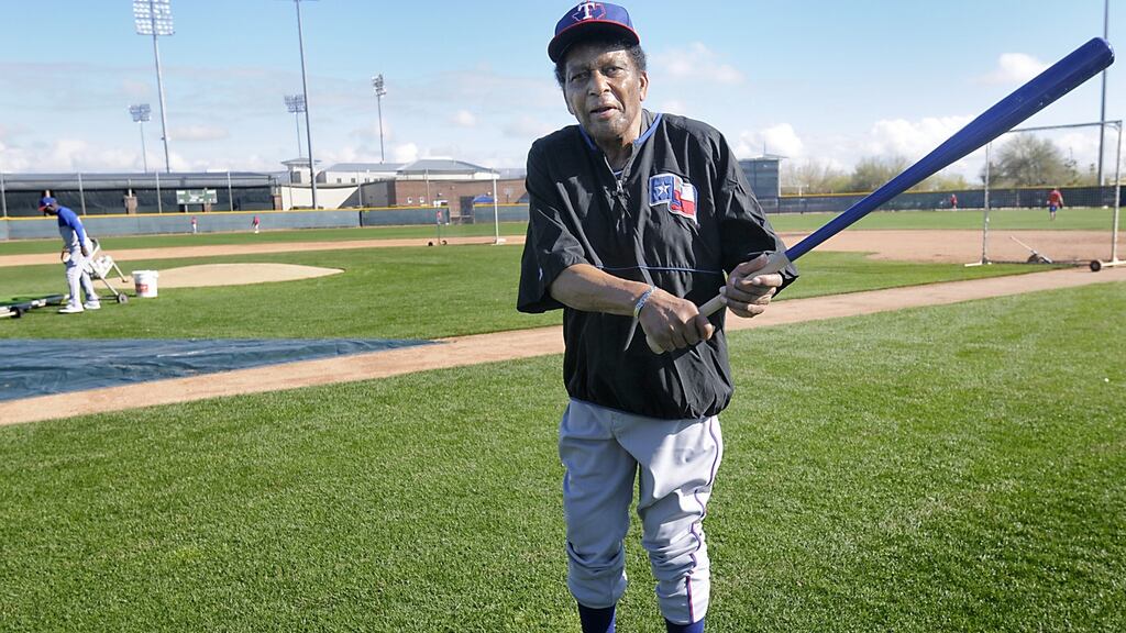 Singer and part owner of the Texas Rangers Charley Pride swings a bat during batting practice at Rangers spring training in 2017. Photo: Max Faulkner/Fort Worth Star-Telegram/Tribune News Service via Getty Images