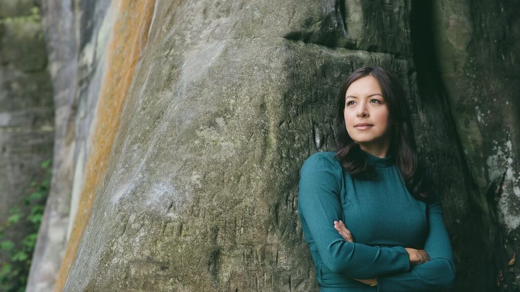 Amy McCulloch, author of Breathless