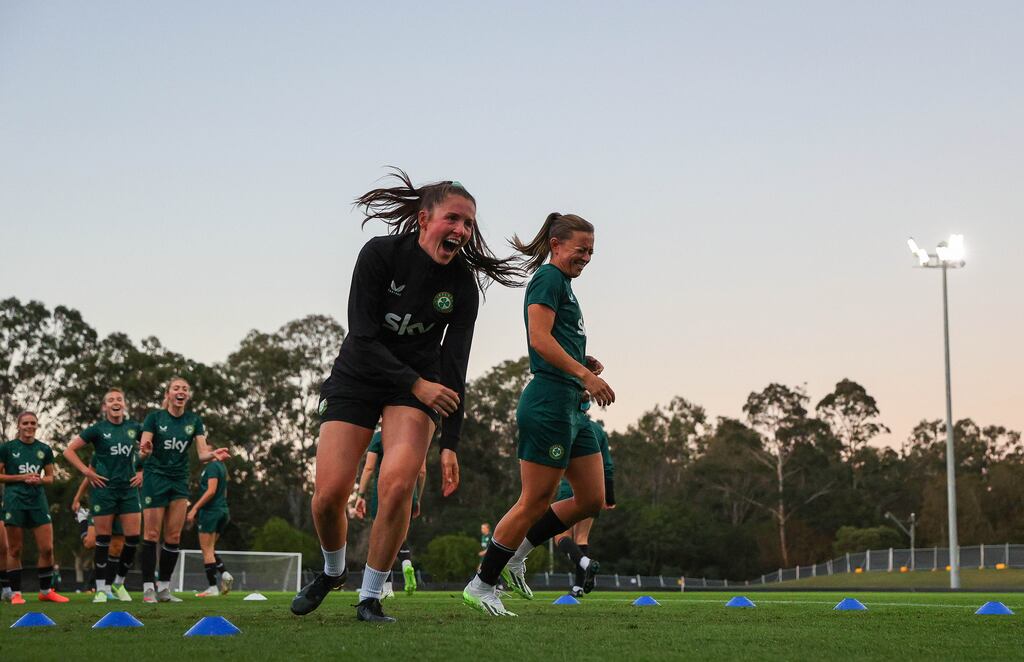 Masseuse Hannah Tobin Jones and Katie McCabe during Ireland squad training in Meakin Park, Brisbane, Australia. Photograph: Ryan Byrne/Inpho