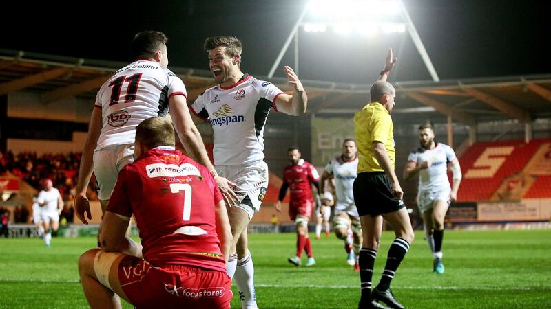 Stockdale celebrates his try with Louis Ludik. Photo: Tommy Dickson/Inpho