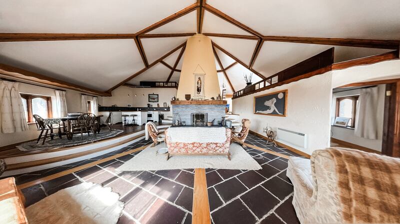 Living and dining area