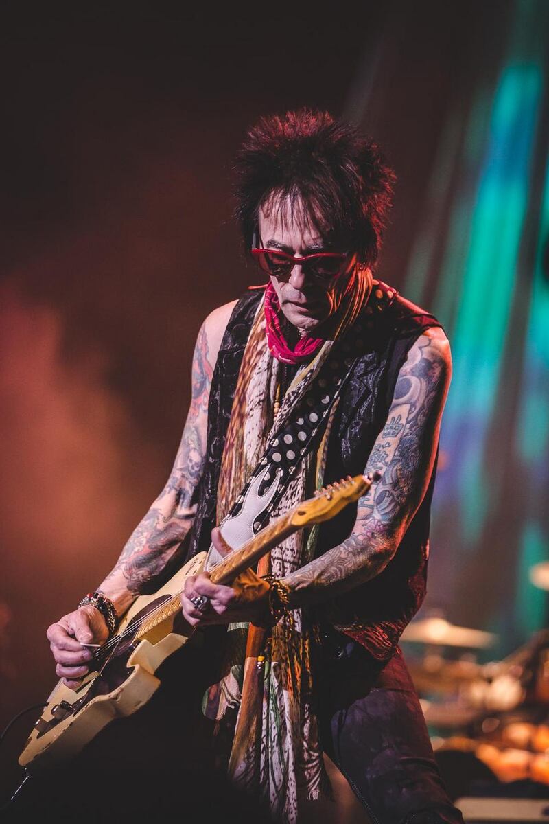 Earl Slick