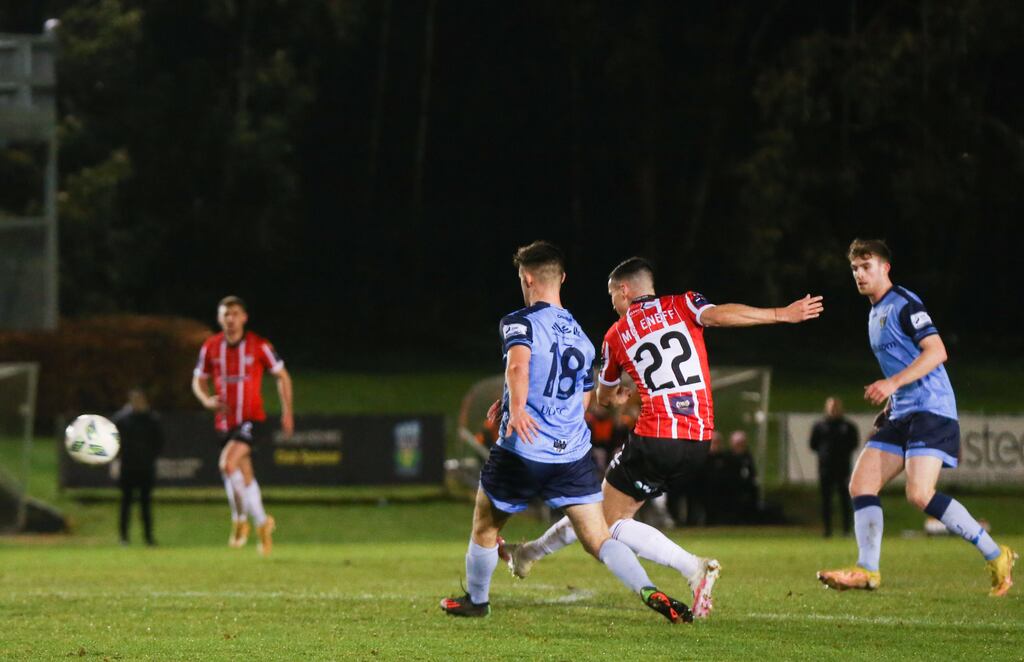 Derry City's Jordon McEneff shoots to score his side’s first goal of the SSE Airtricity League Premier Division match against UCD at UCD Bowl. Photograph: Tom Maher/Inpho