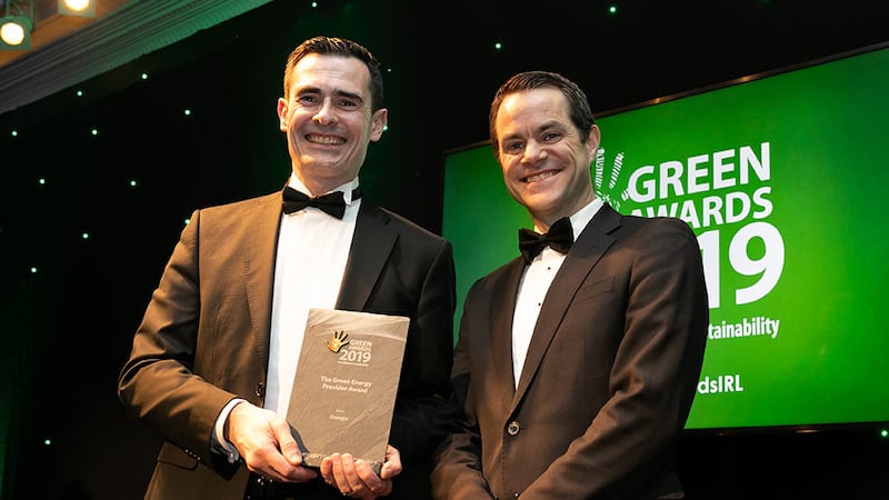 Mark Bennett, Country Manager, Talent Garden presents The Green Energy Provider Award to Cormac Mannion, Energia.