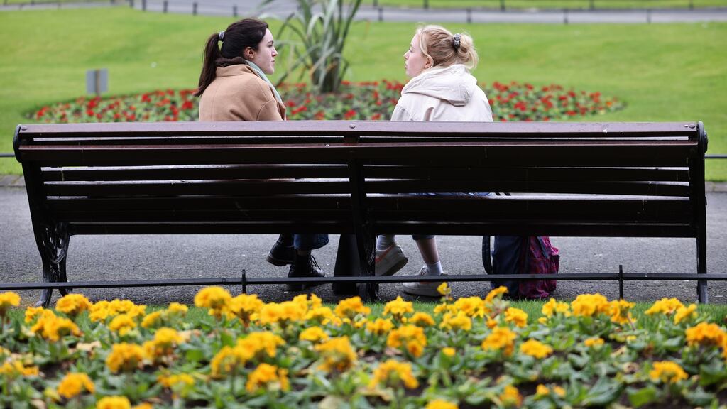 People enjoying the outdoors in Dublin’s St Stephen’s Green on Wednesday. Temperatures are set to drop on Thursday night. Photograph: Dara Mac Donaill / The Irish Times