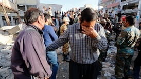 Officials raise Iran-Iraq earthquake death toll to 530