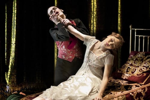 Sleeping Beauty: now with added vampires