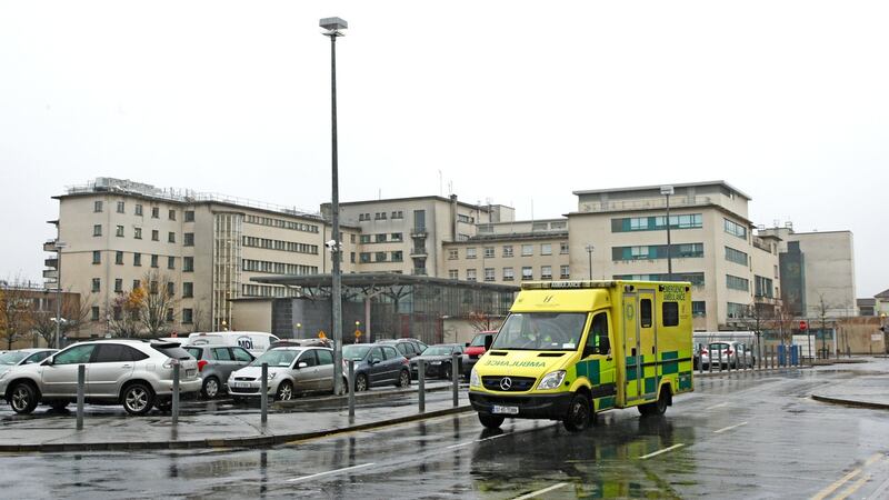 Concerns emerged following an audit by two independent orthopaedic surgeons of spinal surgery procedures carried out by a surgeon at University Hospital Galway (above) and Merlin Park Hospital between January 1st, 2013 and November 14th, 2014. Photograph: Joe O’Shaughnessy