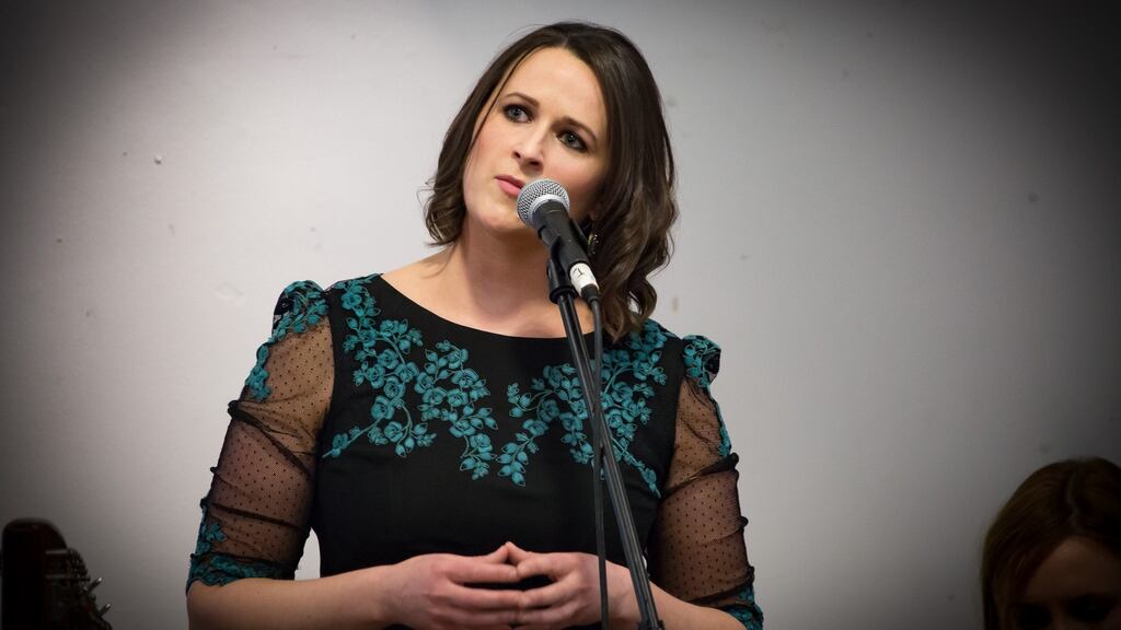 Síle Denvir. grianghraf: seán ó mainnín