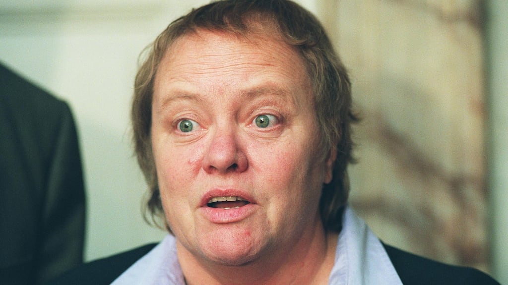 A note from Peter Bell to Northern Ireland secretary Mo Mowlam in 1997 outlines concerns over the Anglo-Irish Secretariat Christmas party. File photograph: Frank Miller