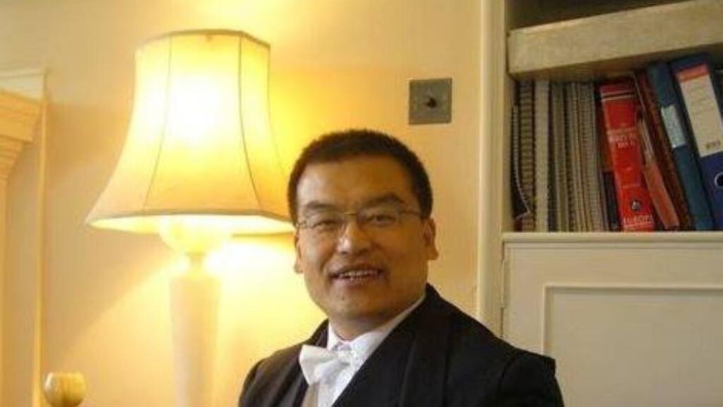 Tao Guo: picked up ‘The Third Policeman’ and couldn’t put it down. Now, sure enough, he’s turning it into Mandarin.