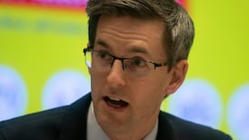 Glynn urges parents not to resume mixing as children return to school