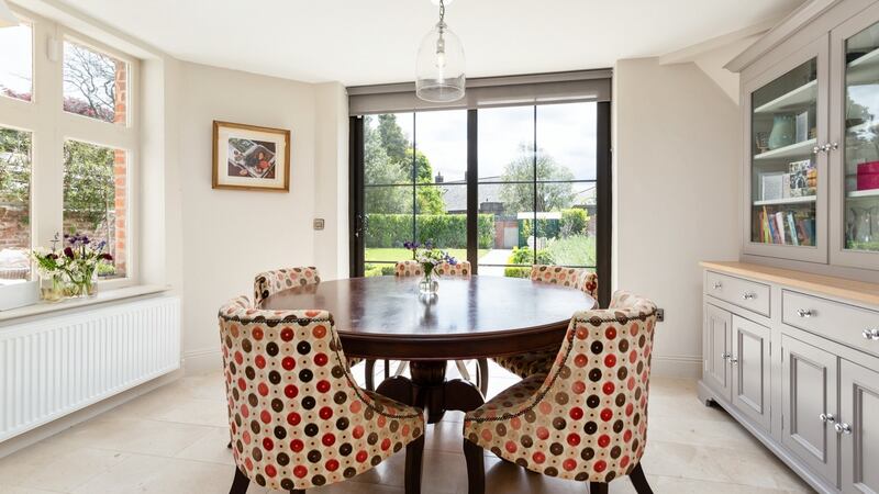 Dining area in kitchen
