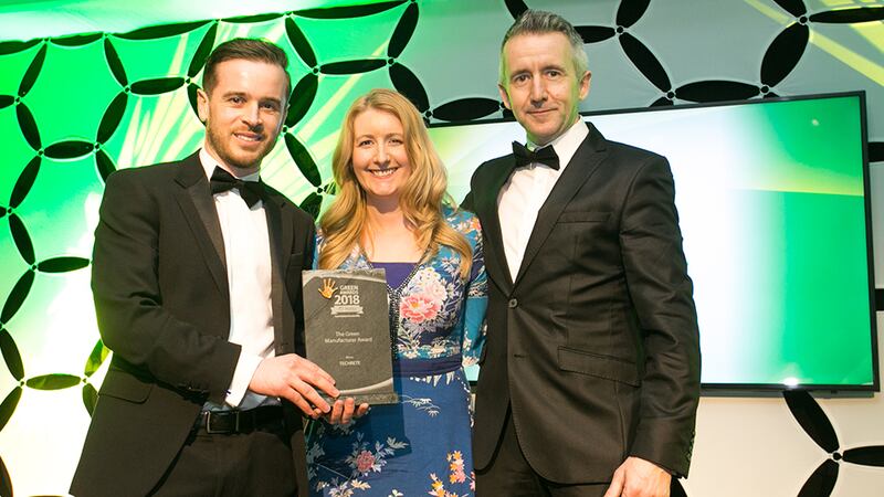 Mary Whinnery, Product Manager, Calor presents The Green Manufacturer Award to Greg Donaghey & Declan Moore, TECHRETE.