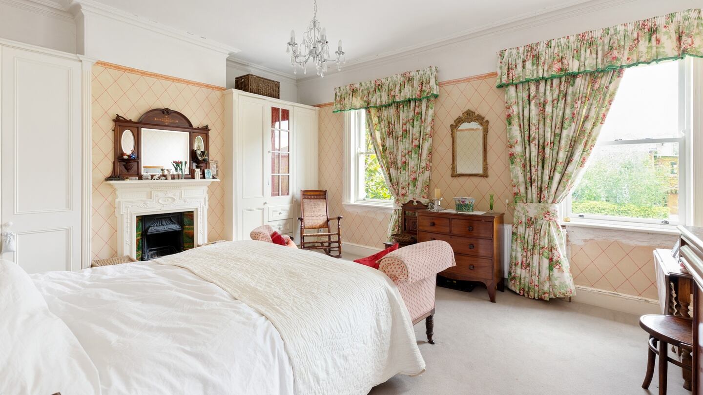 Master bedroom at 56 Park Avenue