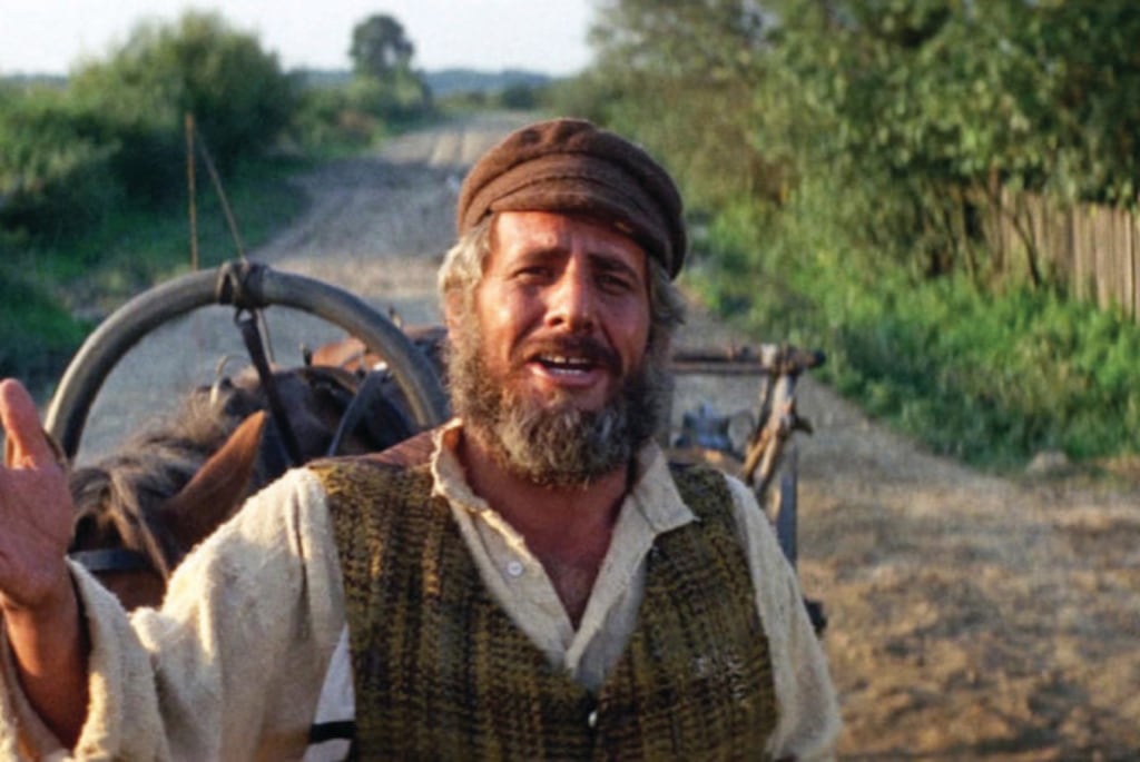 Fiddler on the Roof actor Chaim Topol has died at the age of 87
