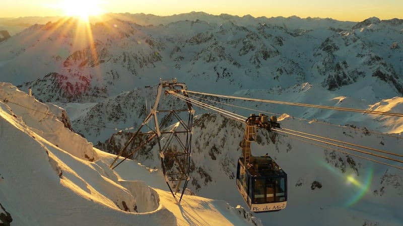 Skiers, cyclists and stargazers all do their thing at Grand Tourmalet in Spain.