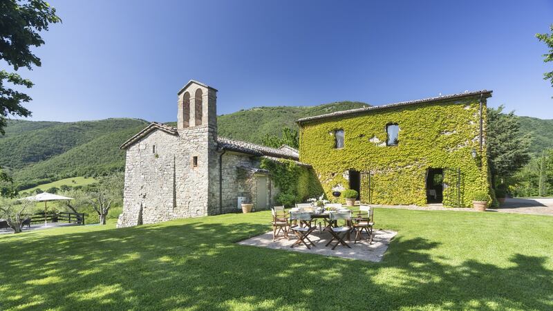 The XIV century belfry.