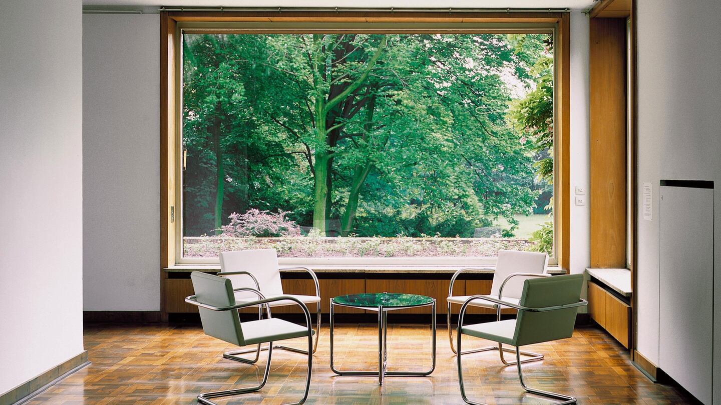 Haus Lange by Mies van der Rohe. Photograph: Volker Dohne