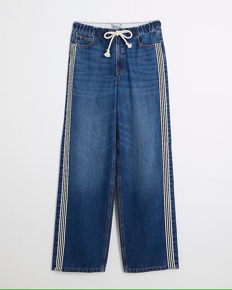 Elastic waist trousers, €58, river Island