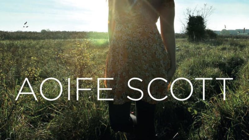 Aoife Scott - Carry the Day: a richly layered, impressive  debut album