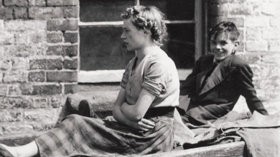 Coal and Potato Store, Marrowbone Lane, 1952-53. Photograph: Nevill Johnson